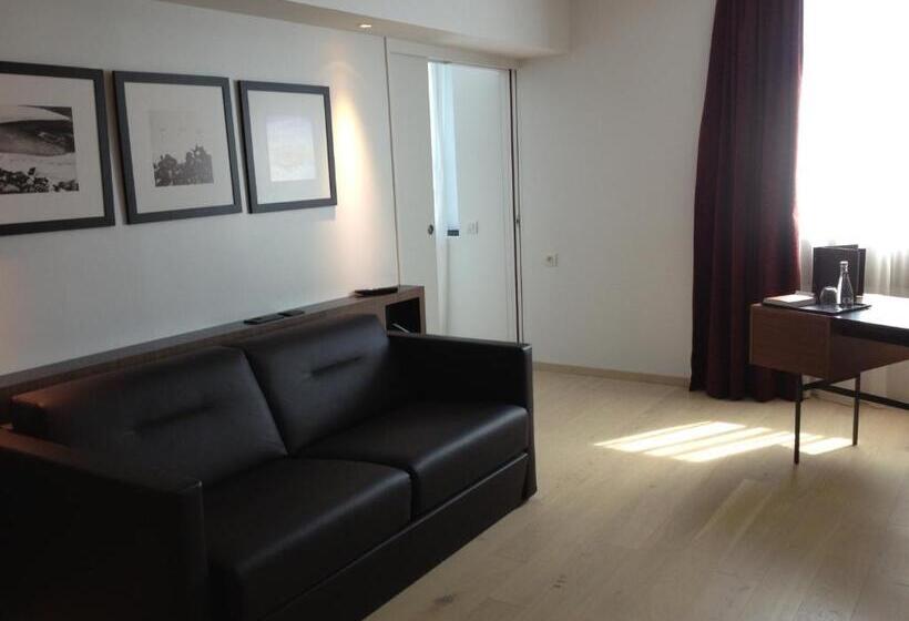 جناح سوبيريور, Mercure Villefranche Sur Saône