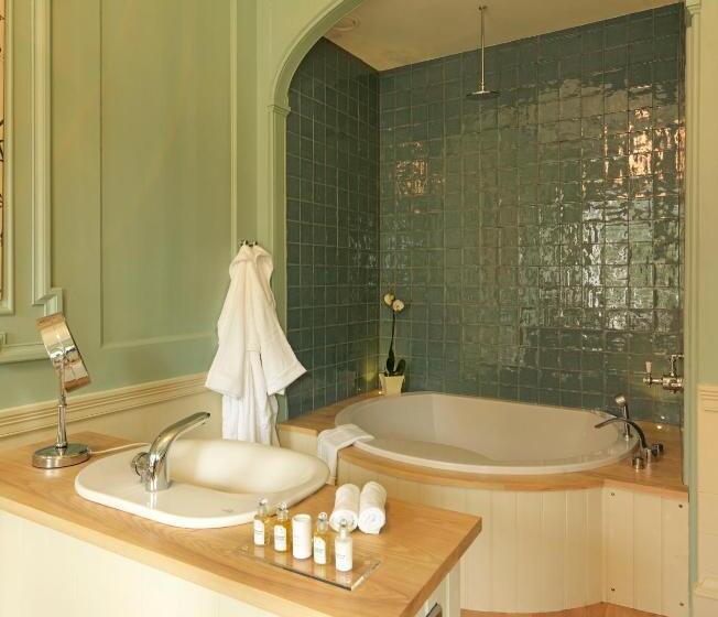 Sviitti, Plas Nanteos Mansion