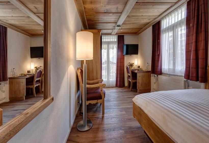 豪华单人间, Schonegg