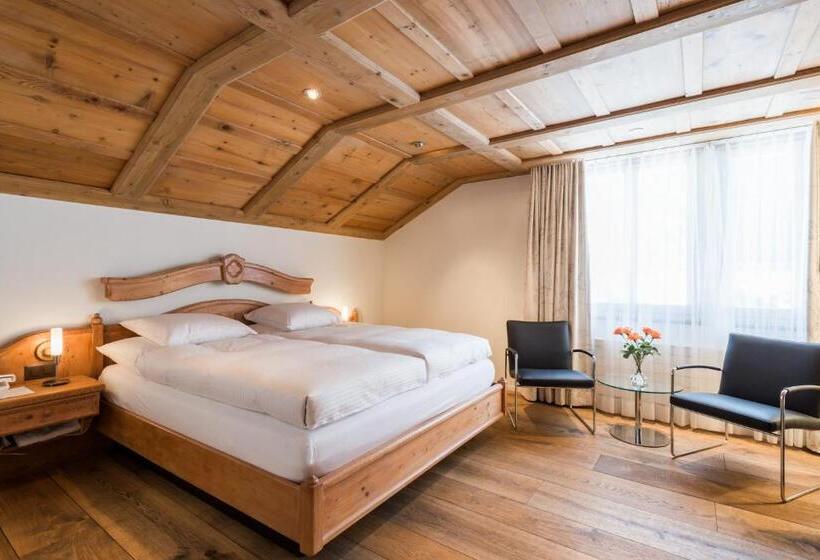 豪华房间, Schonegg