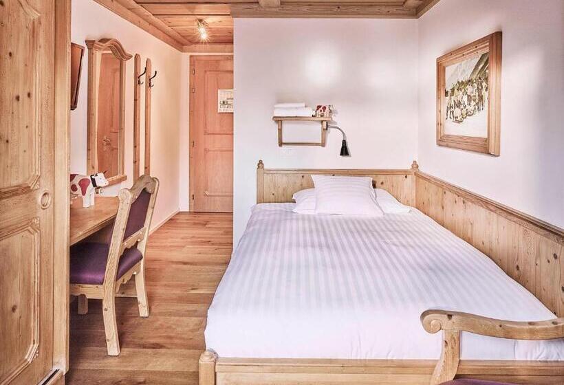 高级单人间, Schonegg