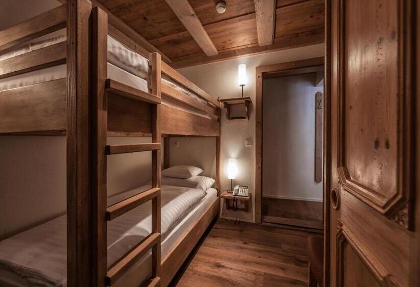 高级家庭房间, Schonegg