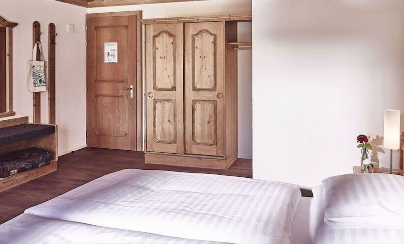 带山景的高级间, Schonegg