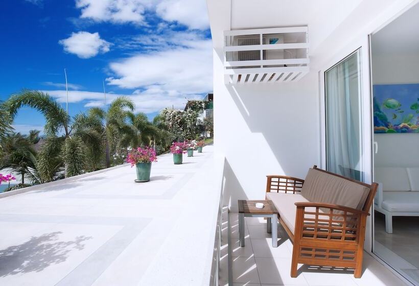 اتاق استاندارد با چشمانداز دریا, The Cliff Resort & Residences