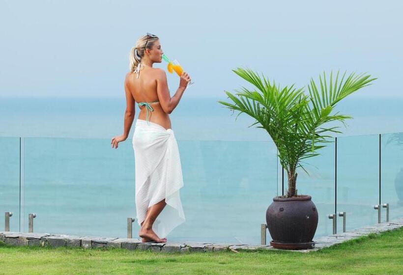 اتاق استاندارد با چشمانداز دریا, The Cliff Resort & Residences