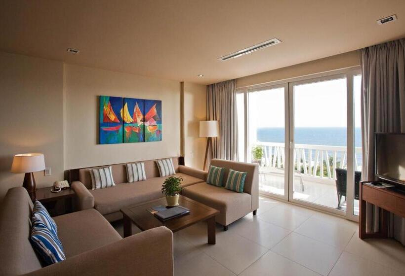 , The Cliff Resort & Residences