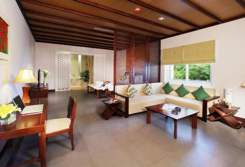 اتاق استاندارد با چشمانداز باغ, The Cliff Resort & Residences