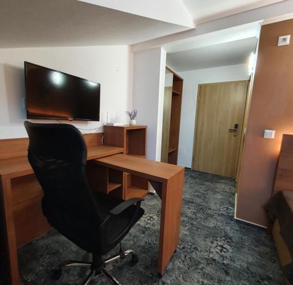 غرفة قياسية, Stay Inn Rediu