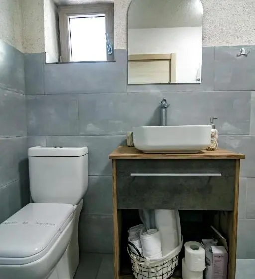 Habitació Triple Estàndard amb Balcó, Casa Adiman