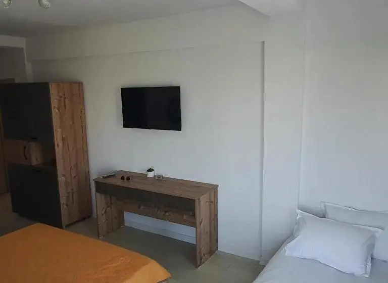 Habitació Triple Estàndard amb Balcó, Casa Adiman