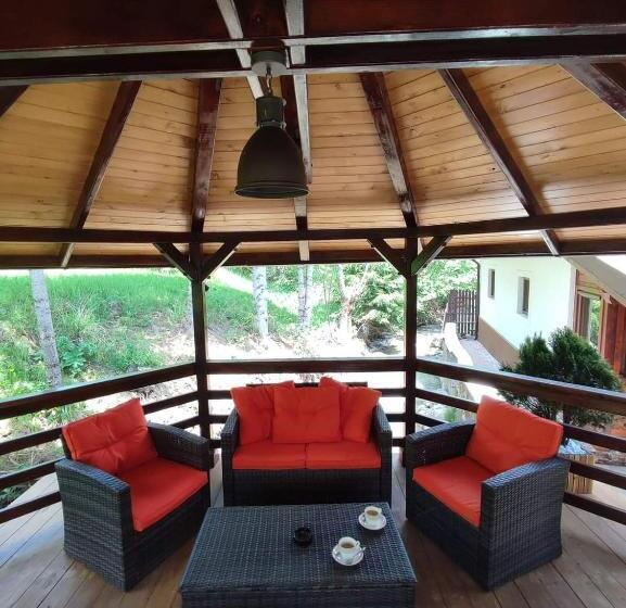 ویلای سوپریور 1 خوابه, Pensiunea Antonio Bran