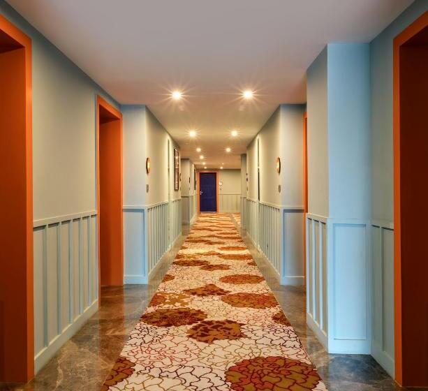 جناح إدارى, Triton By Shyama Hotels & Resorts