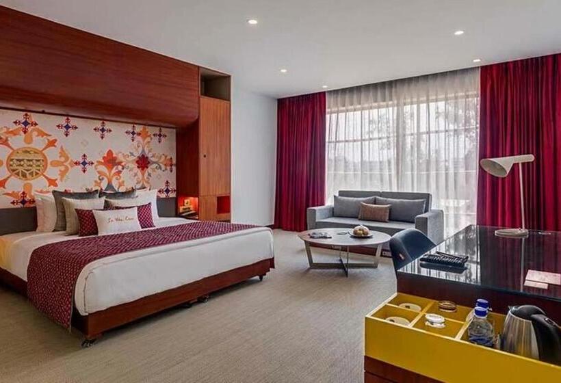 سوییت, Triton By Shyama Hotels & Resorts