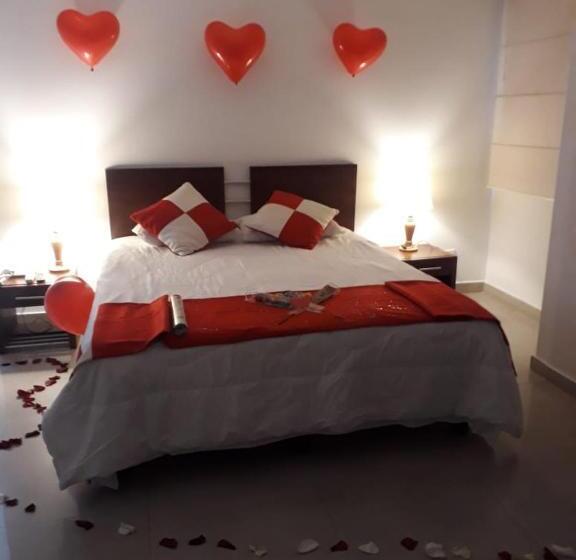 デラックストリプルルーム, Aw Hotel Chipichape Urban