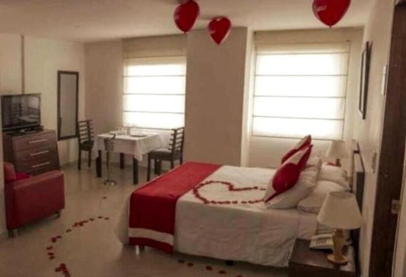 キングサイズベッドのスイートルーム, Aw Hotel Chipichape Urban