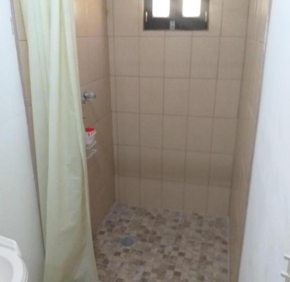 חדר סטנדרט לשלושה, Loreto La Regional