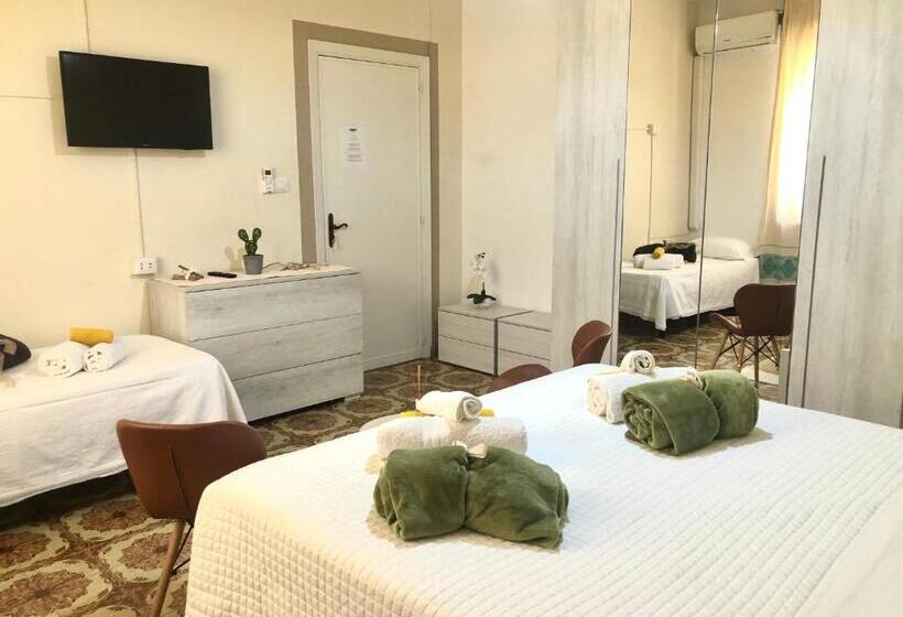 디럭스 룸, City B&b