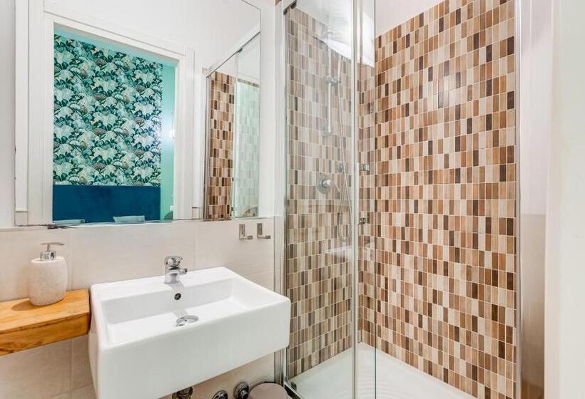 اتاق لوکس, Orazio Inn Suite