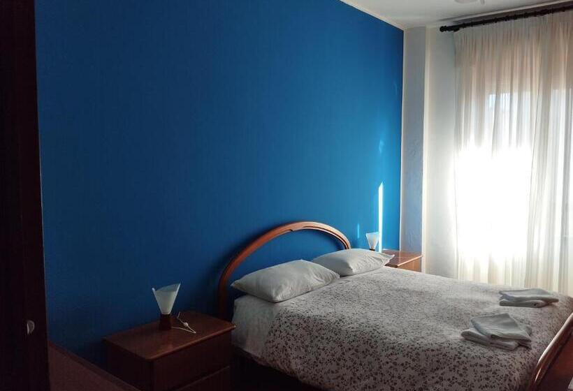 带共用浴室的标准房间, Rozzano Humanitas Forum Ieo