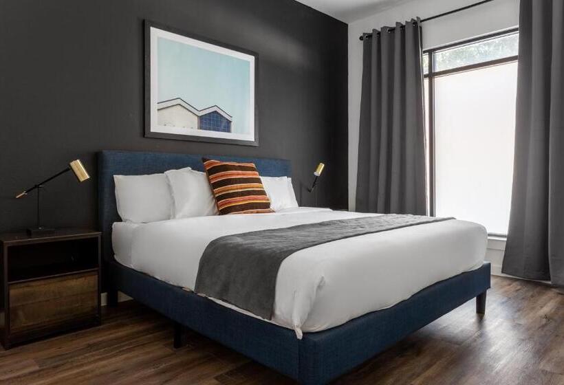 شقة غرفتين, Locale South Congress  Austin