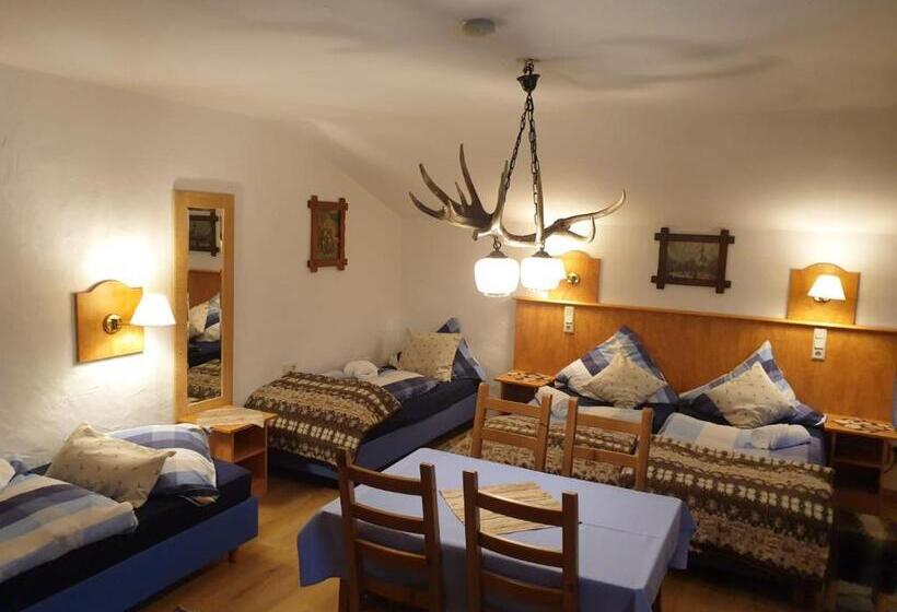 带阳台标准四人间, Gungl Stubn