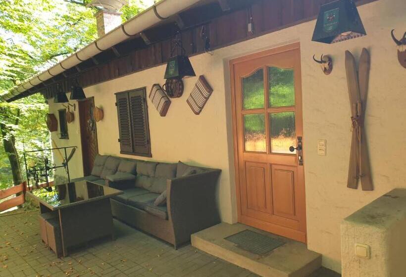 带1个卧室的带阳台的公寓, Gungl Stubn