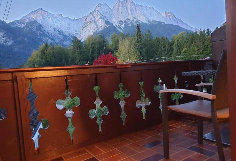 标准间带阳台, Gungl Stubn