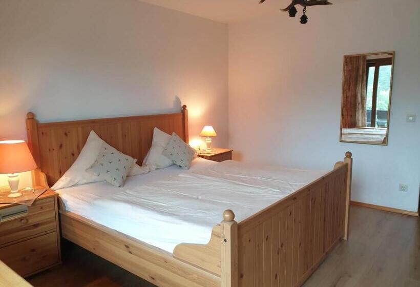 标准间带阳台, Gungl Stubn