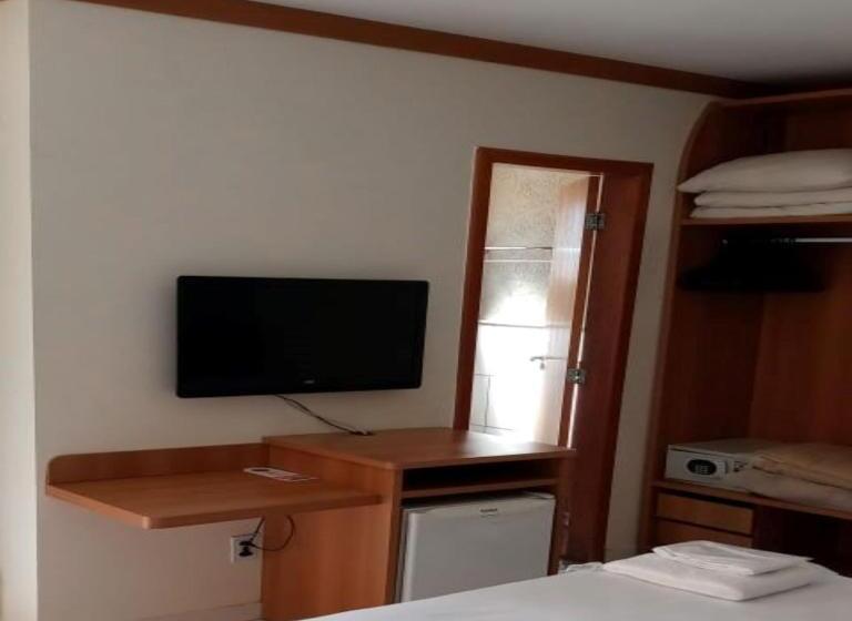 スタンダード４人部屋, Golden Dolphin Grand Hotel Excelente