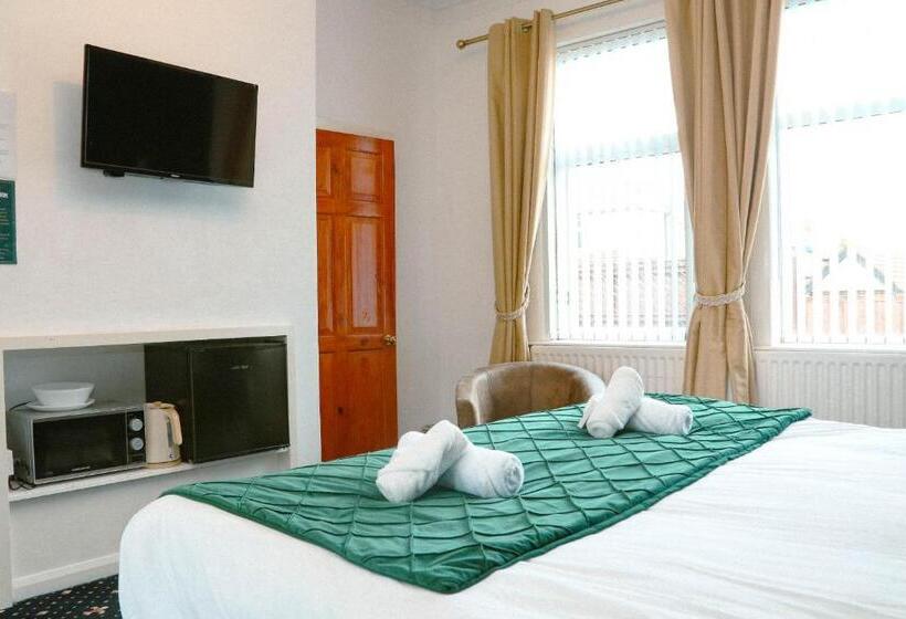 스탠다드 룸 킹사이즈 침대, The Mayfield Apartment