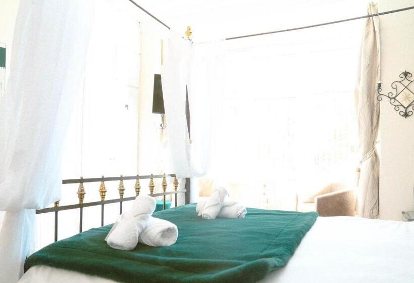 디럭스 룸 바다 전망, The Mayfield Apartment