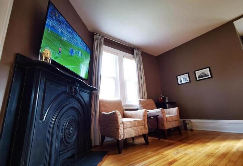 디럭스 룸 킹사이즈 침대, No 1 Grafton Inn