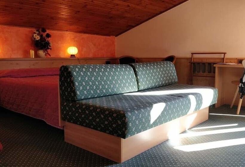 חדר משפחתי, Alpino