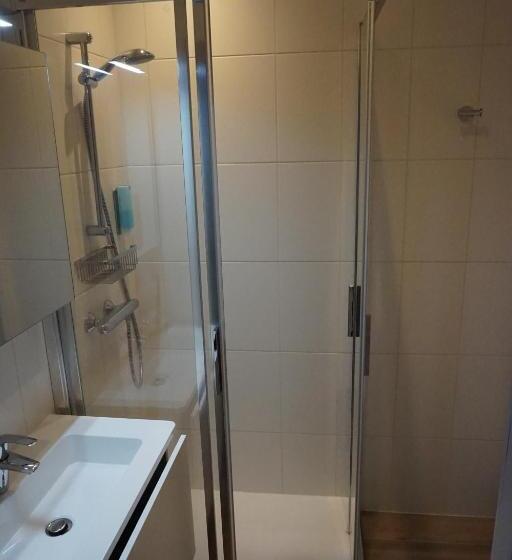 Номер Стандарт, Asiris