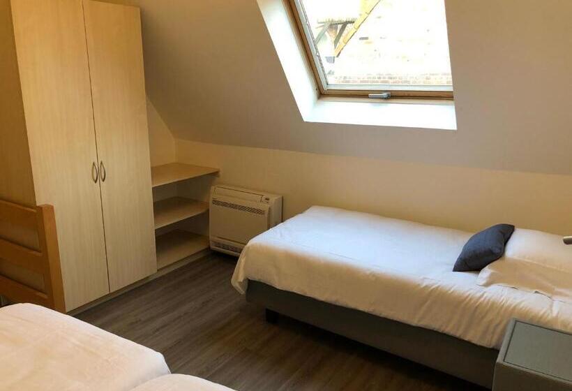 Трехместный Номер Deluxe, Asiris