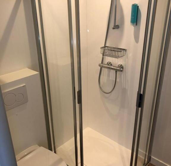 Номер Стандарт, Asiris