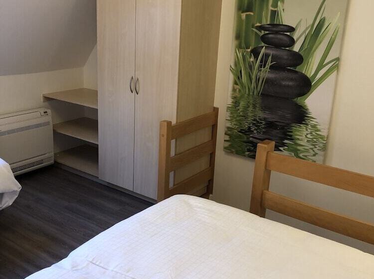 Номер Дюплекс, Asiris