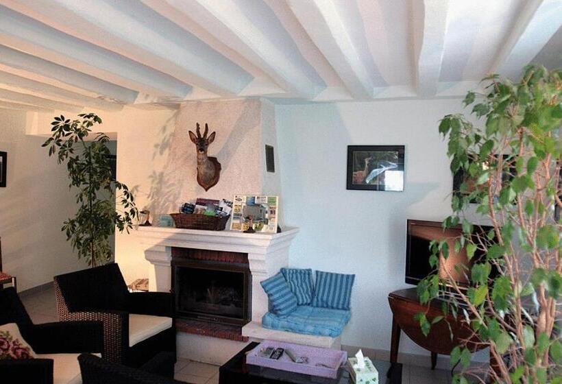 스탠다드 룸, Auberge Du Cheval Blanc