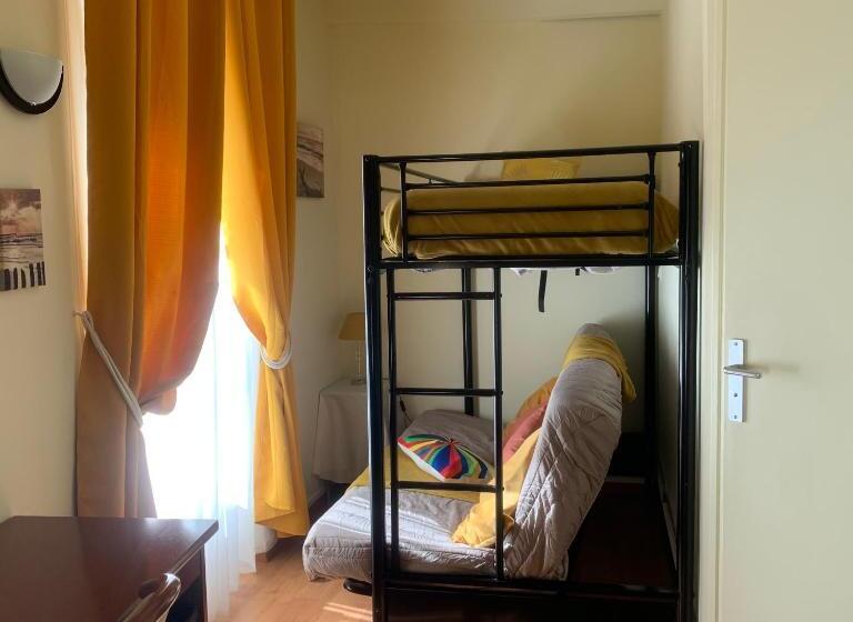 Трехместный Номер Superior, Auberge Du Cheval Blanc
