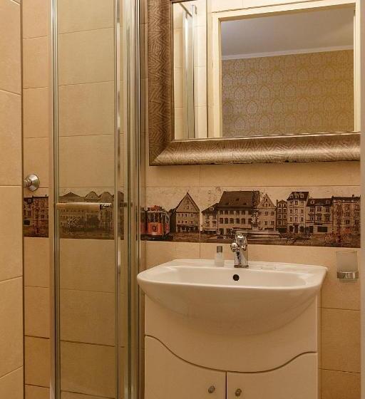 חדר אקונומי, Casa Monte Verde