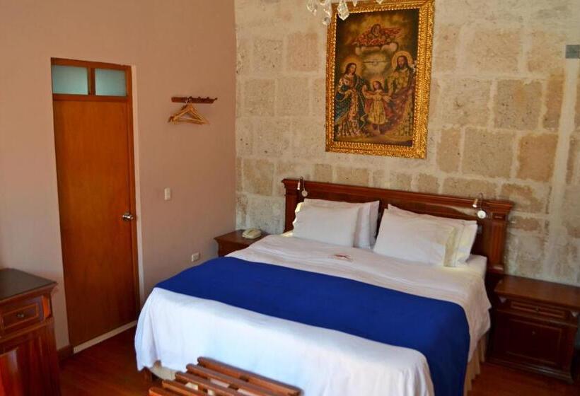 スタンダードルーム, Casona Solar