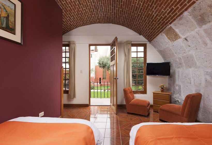 スタンダードルーム, Casona Solar