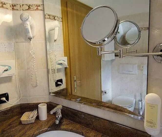 Pokój Standard Trzyosobowy, Al Nin Hotel&spa