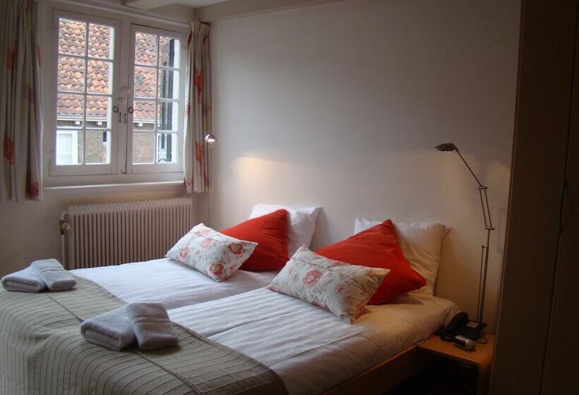 חדר סופריור, De Tabaksplant