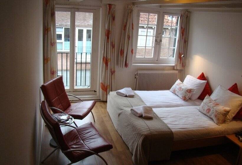 חדר סופריור, De Tabaksplant