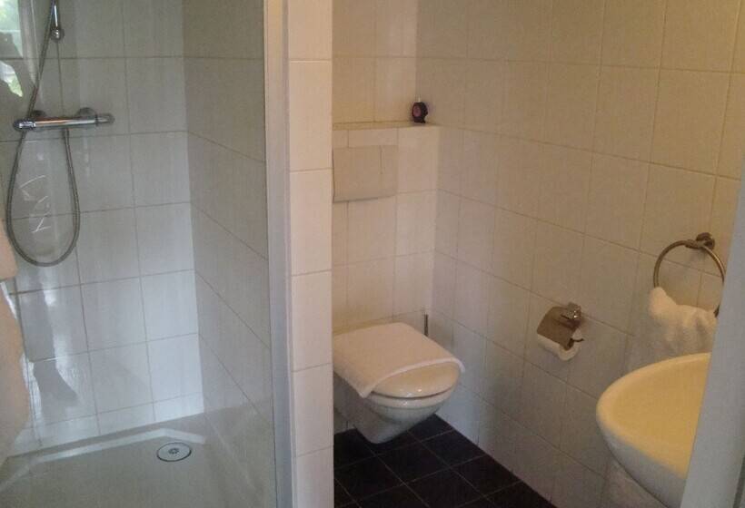 חדר דלוקס, De Tabaksplant