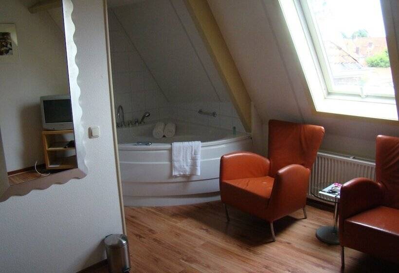 חדר דלוקס, De Tabaksplant