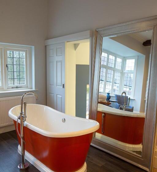 豪华套房, Hogarths