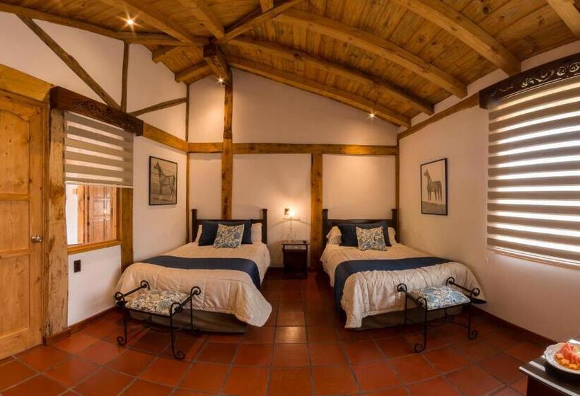 标准间, Hosteria Caballo Campana