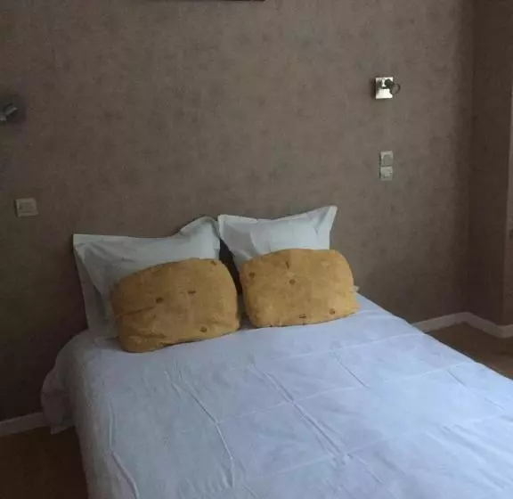 スタンダード4人部屋, Hôtel De Londres